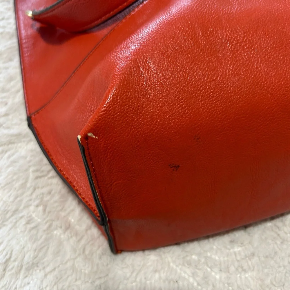 Calvin Klein Vibrant Orange‎ Tote - Picture 6 of 13